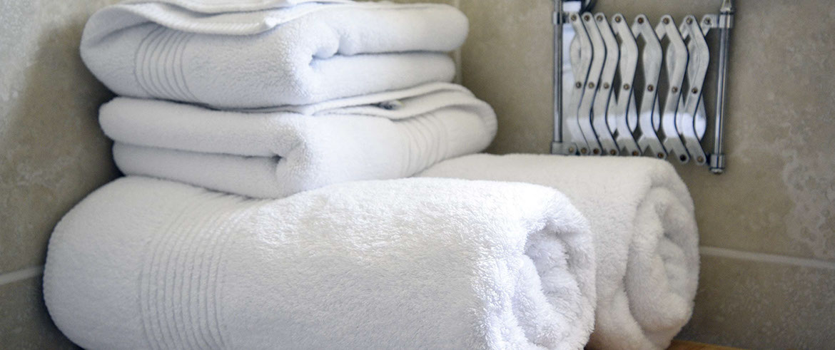 Bed and breakfast accommodation in Sconser on the Isle of Skye Loch Aluinn