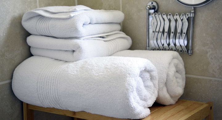 Bed and breakfast accommodation in Sconser on the Isle of Skye Loch Aluinn